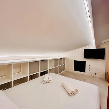 Attic Nest Intimite - Confort En Coliving קאן סור מר